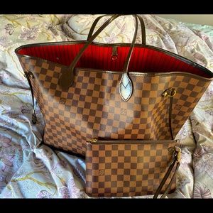 Louis Vuitton Damier Neverfull